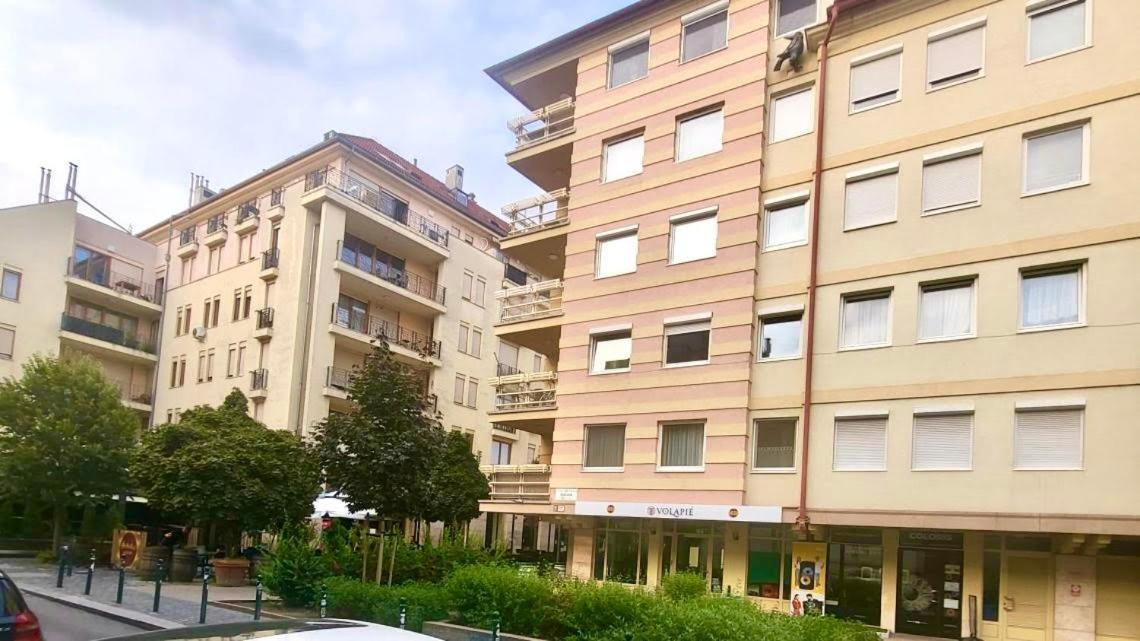 Lotus Apartments Gozsdu Βουδαπέστη Εξωτερικό φωτογραφία